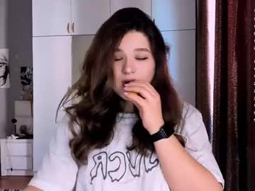 July_Slowdive Chaturbate stream image from April 20, 2025