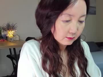 Avroraromance Chaturbate stream image from April 20, 2025