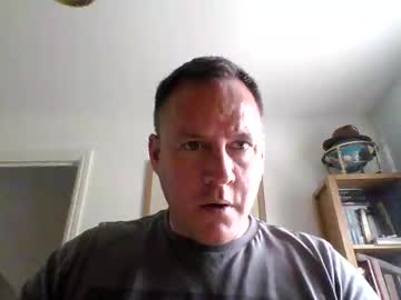 Pigslut84 Chaturbate stream image from April 20, 2025