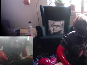 Wankykitty Chaturbate stream image from April 20, 2025