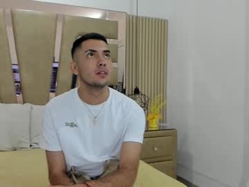 Aidenvitale Chaturbate stream image from April 20, 2025