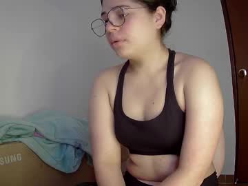 Carlarubiano Chaturbate stream image from April 20, 2025