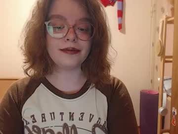 Chmiri Chaturbate stream image from April 20, 2025