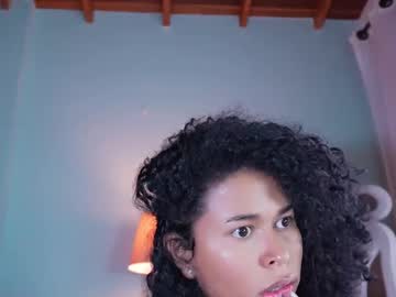 Gabrisaenz Chaturbate stream image from April 20, 2025