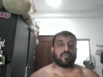 Lushhairyboy Chaturbate stream image from April 20, 2025