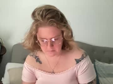 Angeloflight273360 Chaturbate stream image from April 20, 2025