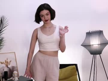 Daisybeldon Chaturbate stream image from April 20, 2025