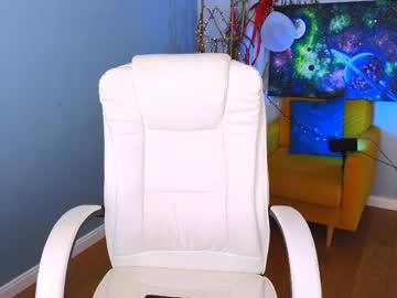Darkmoon____ Chaturbate stream image from April 20, 2025