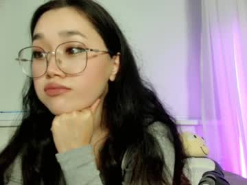 Jennatyan Chaturbate stream image from April 20, 2025