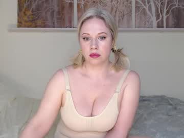 Mary__Linn Chaturbate stream image from April 20, 2025