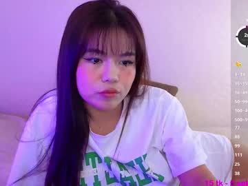 Moonlight8_ Chaturbate stream image from April 20, 2025