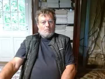 Vyrisyl0 Chaturbate stream image from April 20, 2025