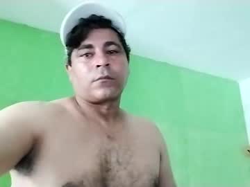 9vinhocamshow Chaturbate stream image from April 20, 2025