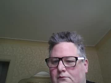 Bluemoose70 Chaturbate stream image from April 20, 2025
