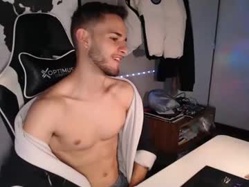 Massimo_Jiovano Chaturbate stream image from April 20, 2025