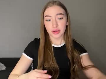 Milanaaa_ Chaturbate stream image from April 20, 2025