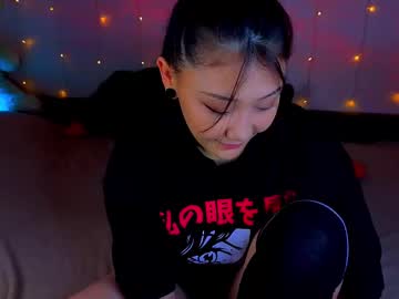 Renochka Chaturbate stream image from April 20, 2025