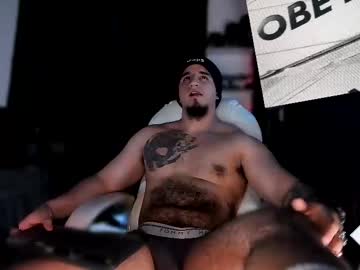 Kingbear777 Chaturbate stream image from April 20, 2025