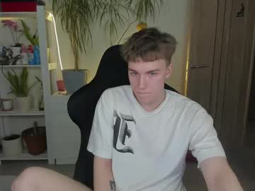 Slippery_Baby Chaturbate stream image from April 20, 2025