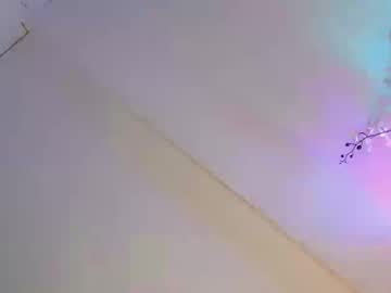Crazy_Vixen Chaturbate stream image from April 20, 2025