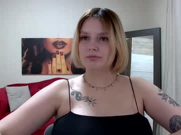 Dianemills Chaturbate stream image from April 20, 2025