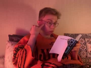 Elvinnight Chaturbate stream image from April 20, 2025