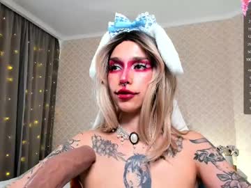 Leylanoir Chaturbate stream image from April 20, 2025