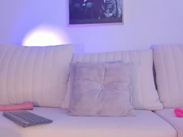 Hannahdavisx Chaturbate stream image from April 20, 2025