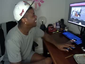 Mikejones1415 Chaturbate stream image from April 20, 2025