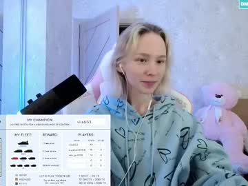 Yourlilian Chaturbate stream image from April 20, 2025