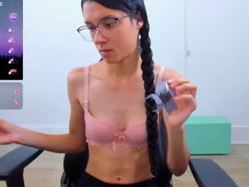 Zoe_Anders Chaturbate stream image from April 20, 2025