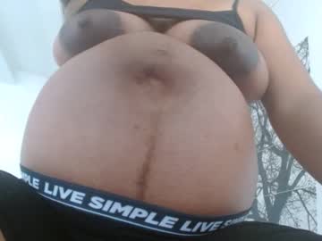 Amelia_2023 Chaturbate stream image from April 20, 2025