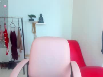 Vicky_Cristinax stream image from April 20, 2025