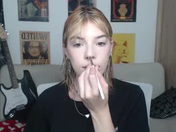 Lovely_Cass Chaturbate stream image from April 20, 2025