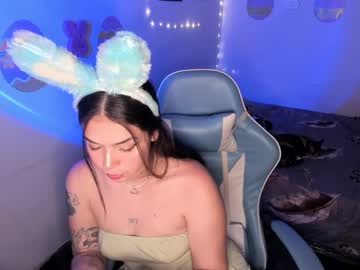 Nicolepeachx Chaturbate stream image from April 20, 2025