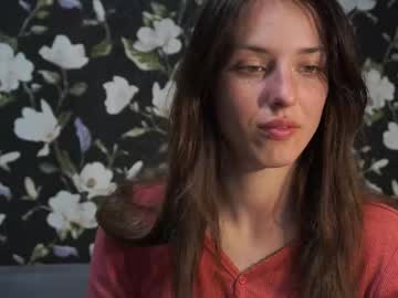 Your_Little_Flexible_Girl Chaturbate stream image from April 20, 2025
