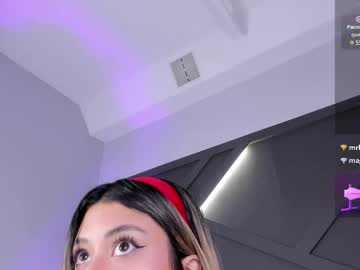 Cloe_Palmeer Chaturbate stream image from April 20, 2025