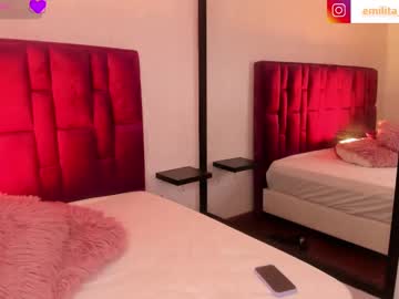 Emily_Roberts1 Chaturbate stream image from April 20, 2025