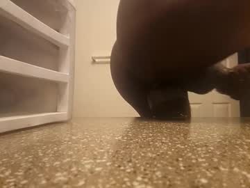 Famous75 Chaturbate stream image from April 20, 2025