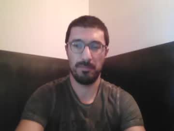 Johnparis7575 Chaturbate stream image from April 20, 2025