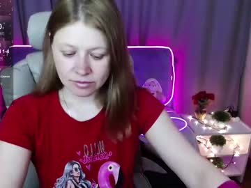 Alekasamui Chaturbate stream image from April 20, 2025