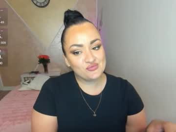 Fearss_Housewife Chaturbate stream image from April 20, 2025
