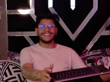 Fernandox_ Chaturbate stream image from April 20, 2025
