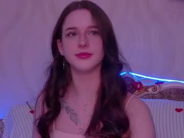 Lollavibe Chaturbate stream image from April 20, 2025