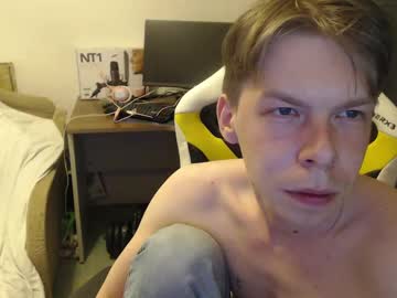 Fluffy_Boney Chaturbate stream image from April 21, 2025