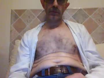 Obedienteparati Chaturbate stream image from April 21, 2025