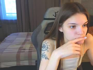 Abbey_Lunaa Chaturbate stream image from April 21, 2025