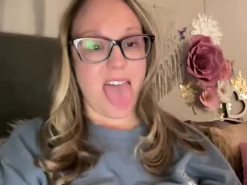 3xxxdaily Chaturbate stream image from April 21, 2025