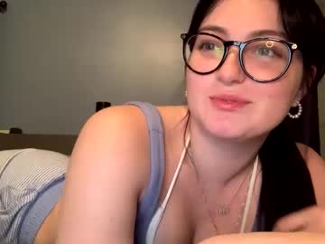 Nessaxoxox Chaturbate stream image from April 21, 2025