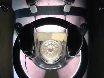 Robodickmilker Chaturbate stream image from April 21, 2025